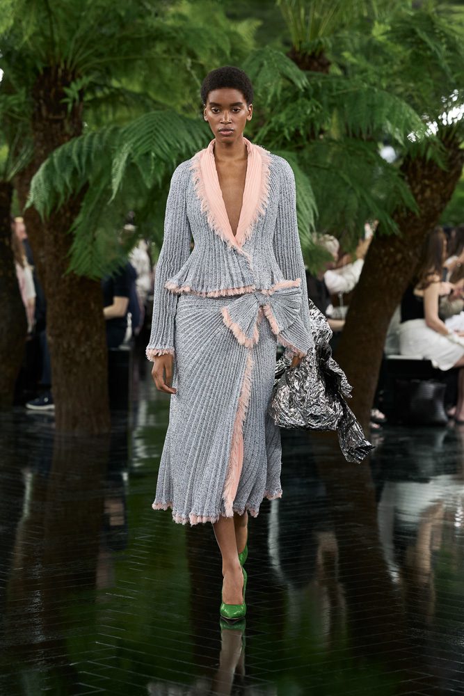 Jonathan Anderson Melds Sculptural Intricacies with the Delicacy of Nature for Dior Fall 2026 Haute Couture 5 Dior Couture Runway Looks 5
