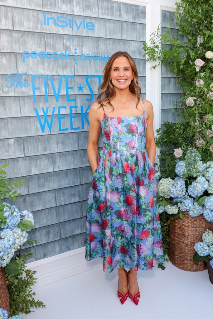 Jennifer Garner wearing Carolina Herrera at InStyle's The Five-Star Weekend dinner in New York City.