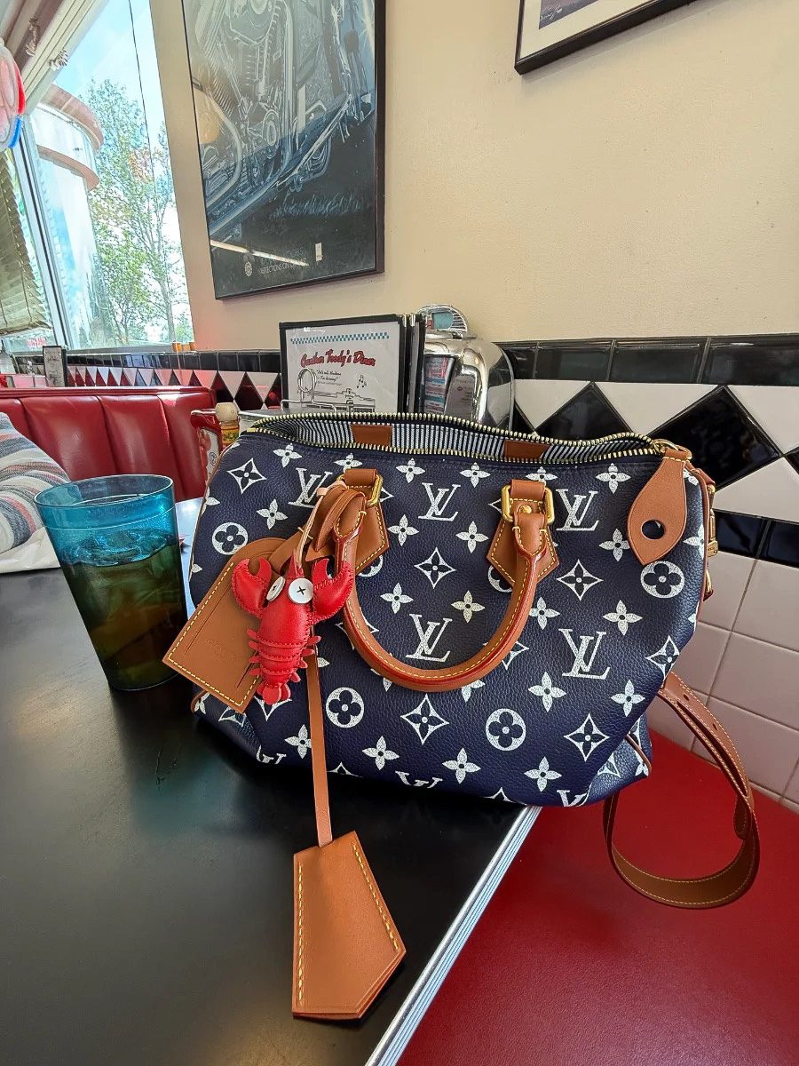 Louis Vuitton Speedy P9 Bandoulie?re bag with lobster Louis Vuitton Speedy P9 Bandoulière bag