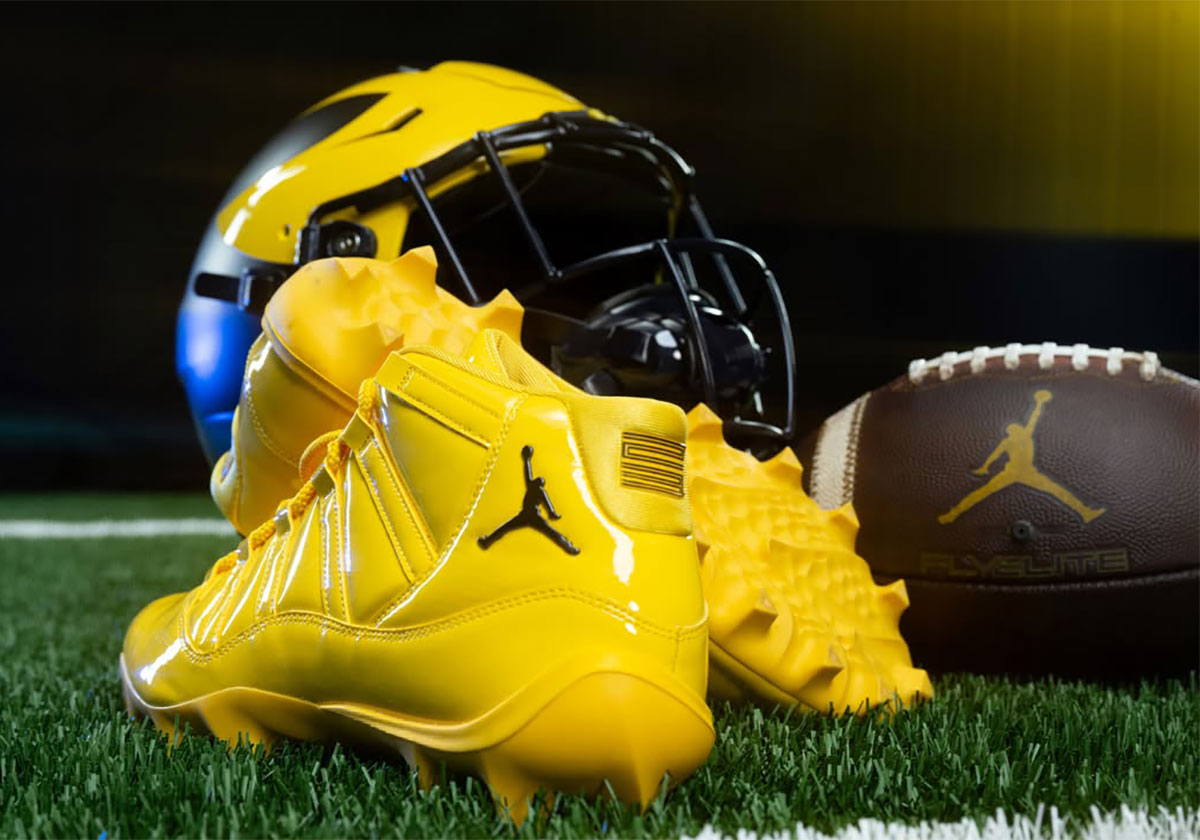 Air Jordan 11 Td Michigan Wolverines Football Cleats 3