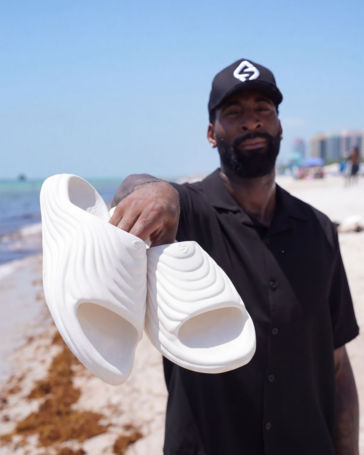 Andre Drummond Stria Sport Zellerfeld Surge Slides 8