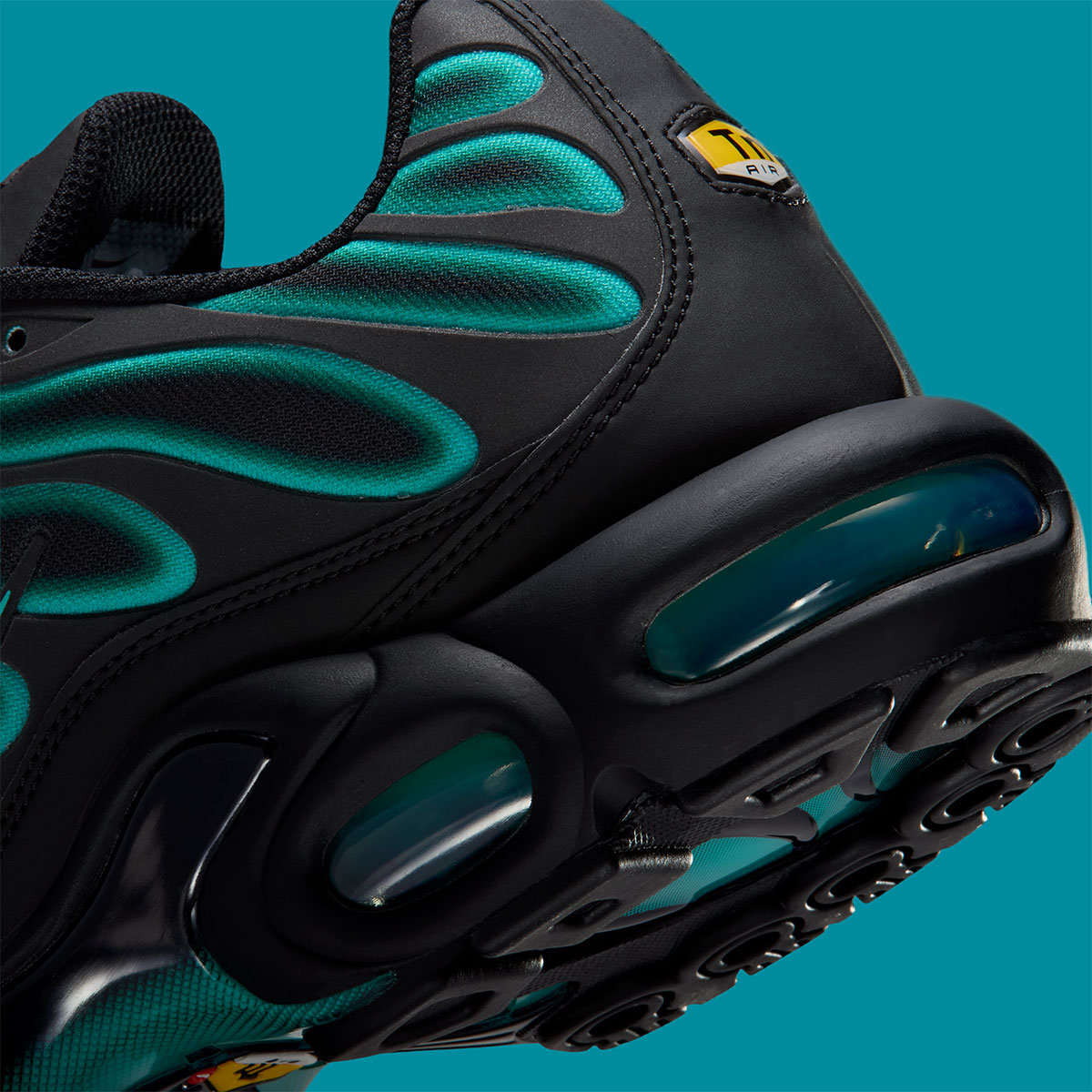 Nike Air Max Plus Black Dusty Cactus Iv5756 001 8