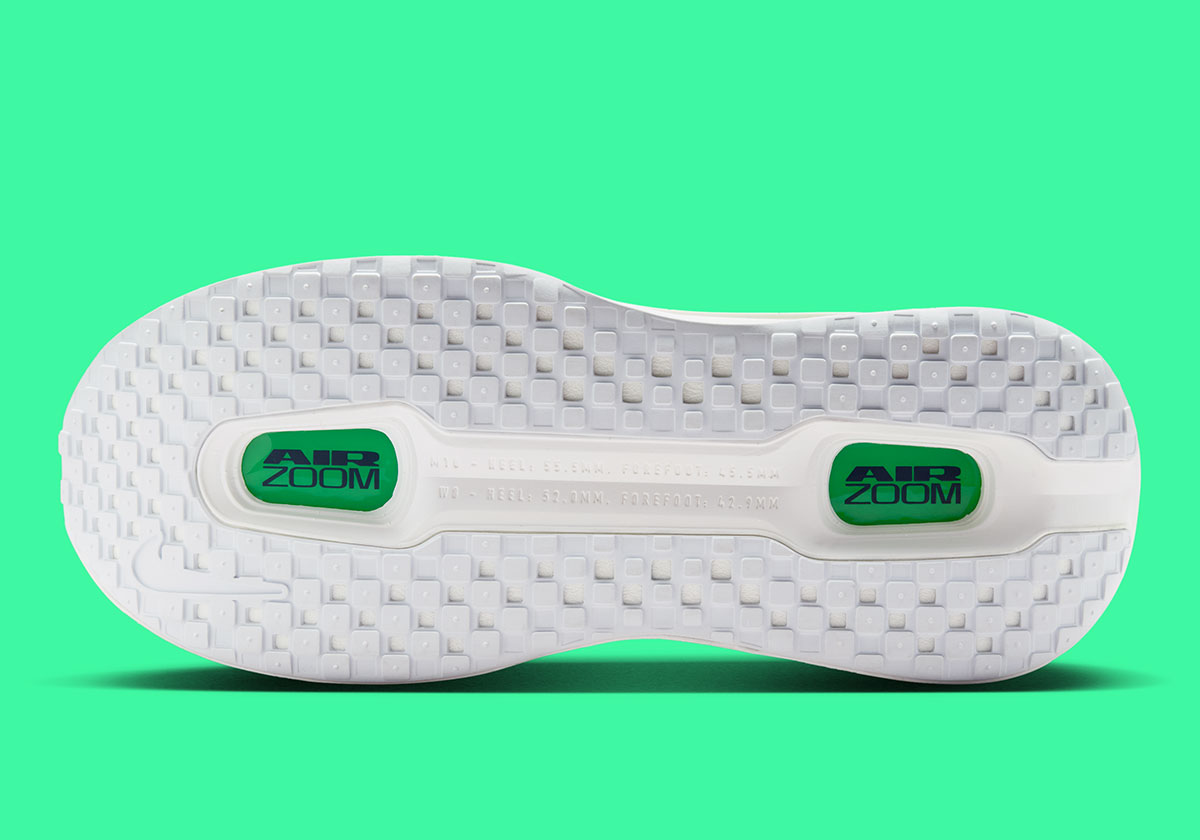 Nike Vomero Premium White Green Spark Midnight Navy Hq2050 102 3
