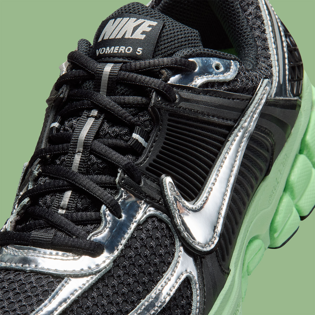 Nike Zoom Vomero 5 Black Cucumber Calm Illusion Green Metallic Silver Iv4311 001 8