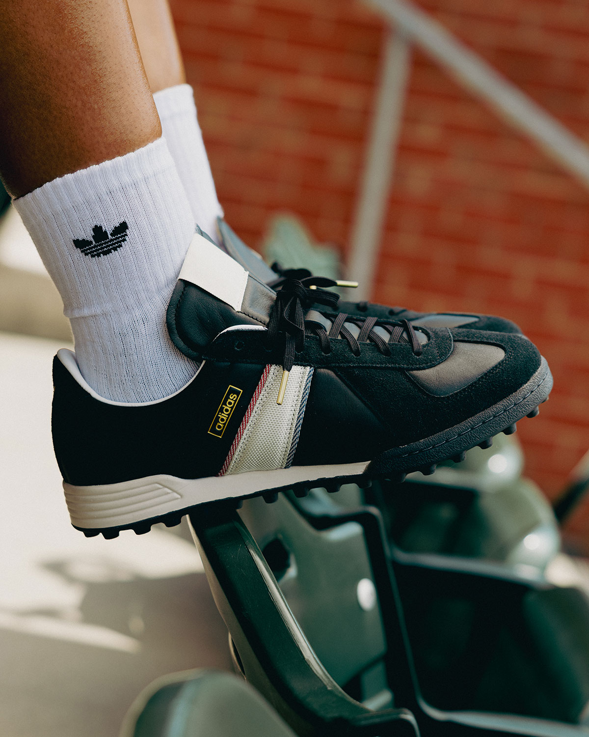 The Whitaker Group Adidas Bw Mundial 1