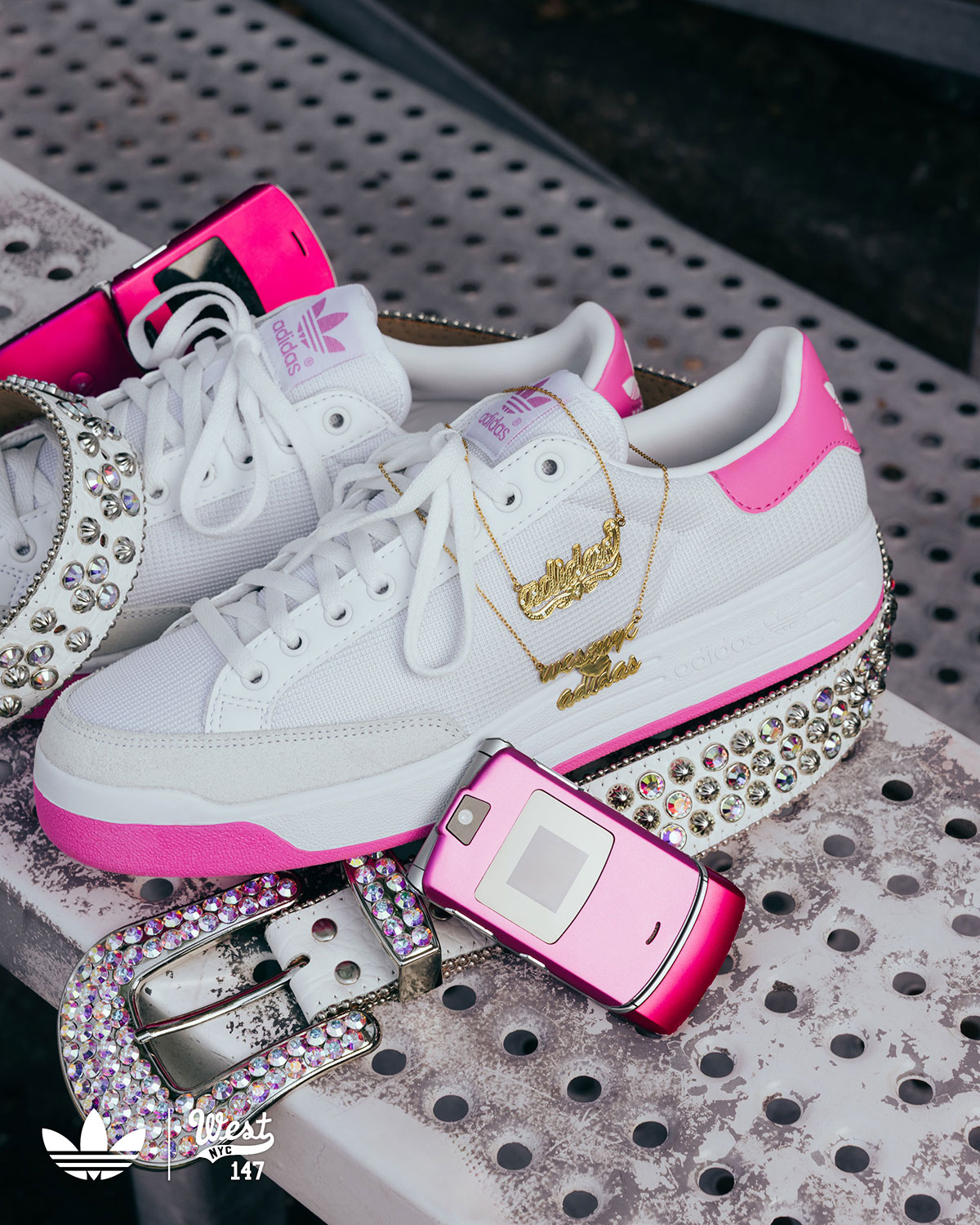 West Nyc Adidas Rod Laver Pink 5