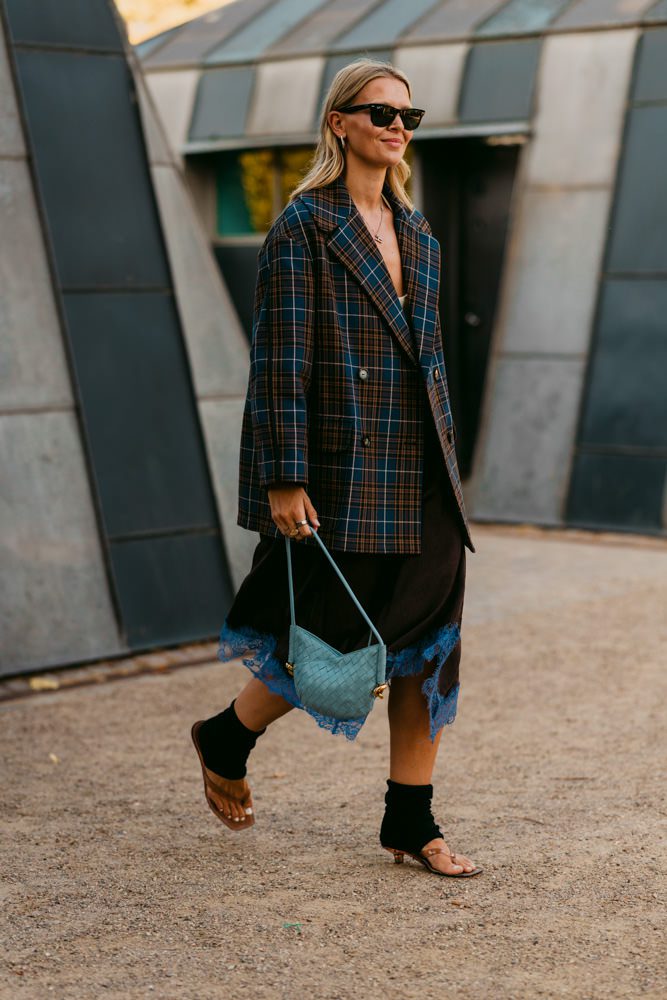 Our Favorite Bags We Spotted at Copenhagen Fashion Week Spring 2027: Part II 2 Best Bags of Copenhagen FW Part II 4