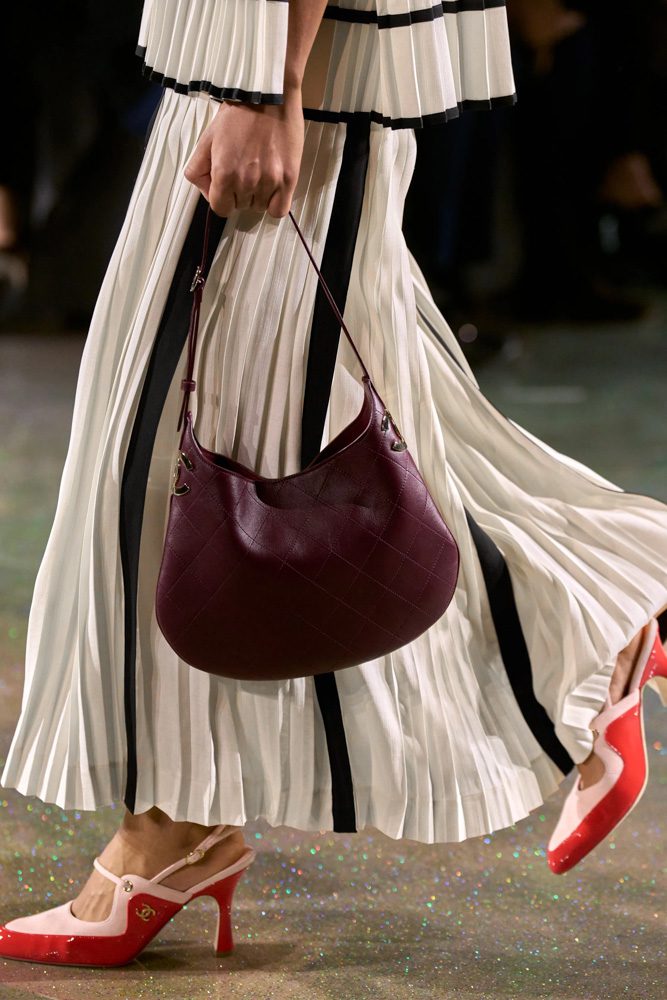 Chanel FW26 Burgundy Hobo 1