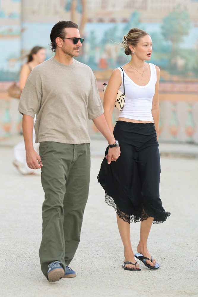 Gigi Hadid Valentino De Vain Bag Gigi Hadid Valentino De Vain Bag