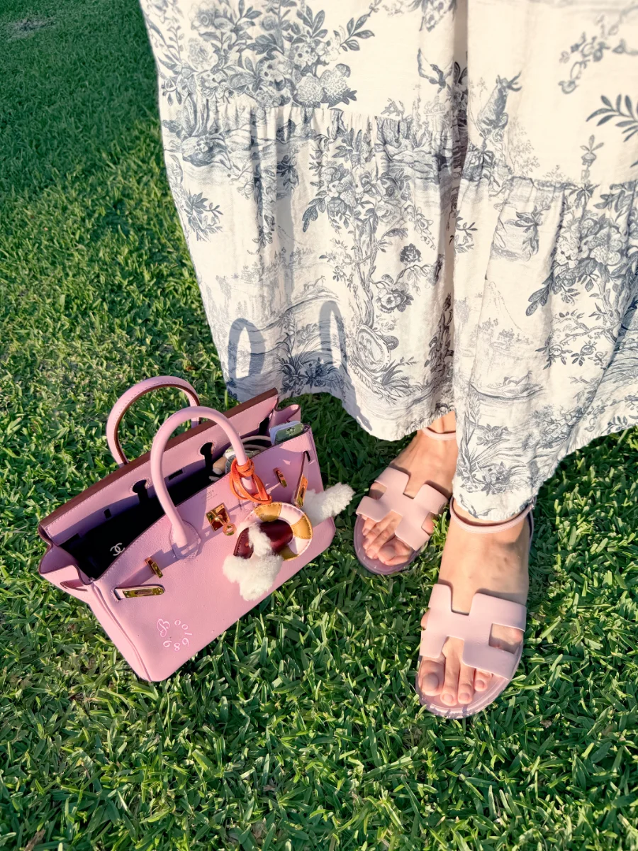 Herme?s Birkin 25 in Mauve Sylvestre Herme?s Birkin 25 in Mauve Sylvestre