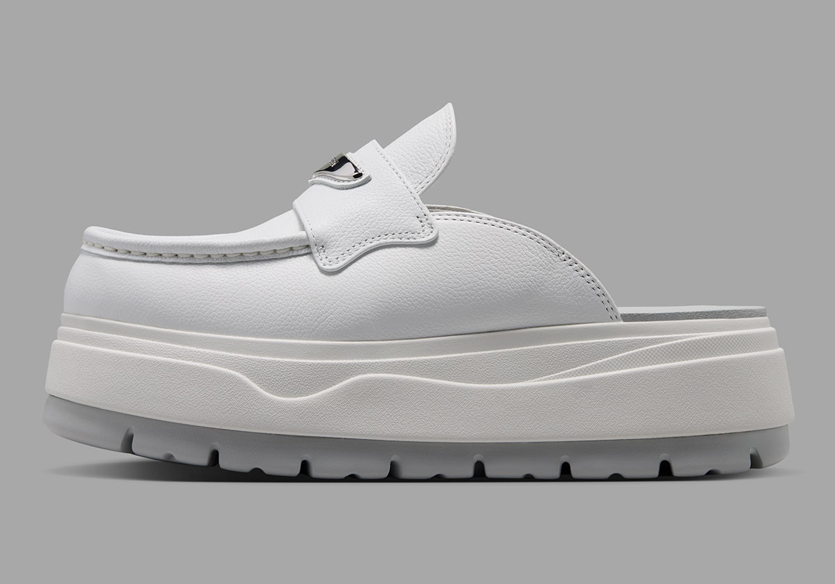 Air Jordan Mule Summit White Vast Grey Metallic Silver Iw0766 121 2