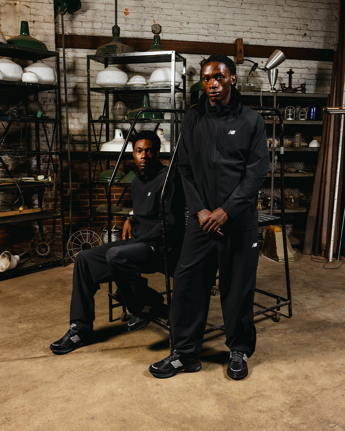Dtlr New Balance 2010 Carbon 3