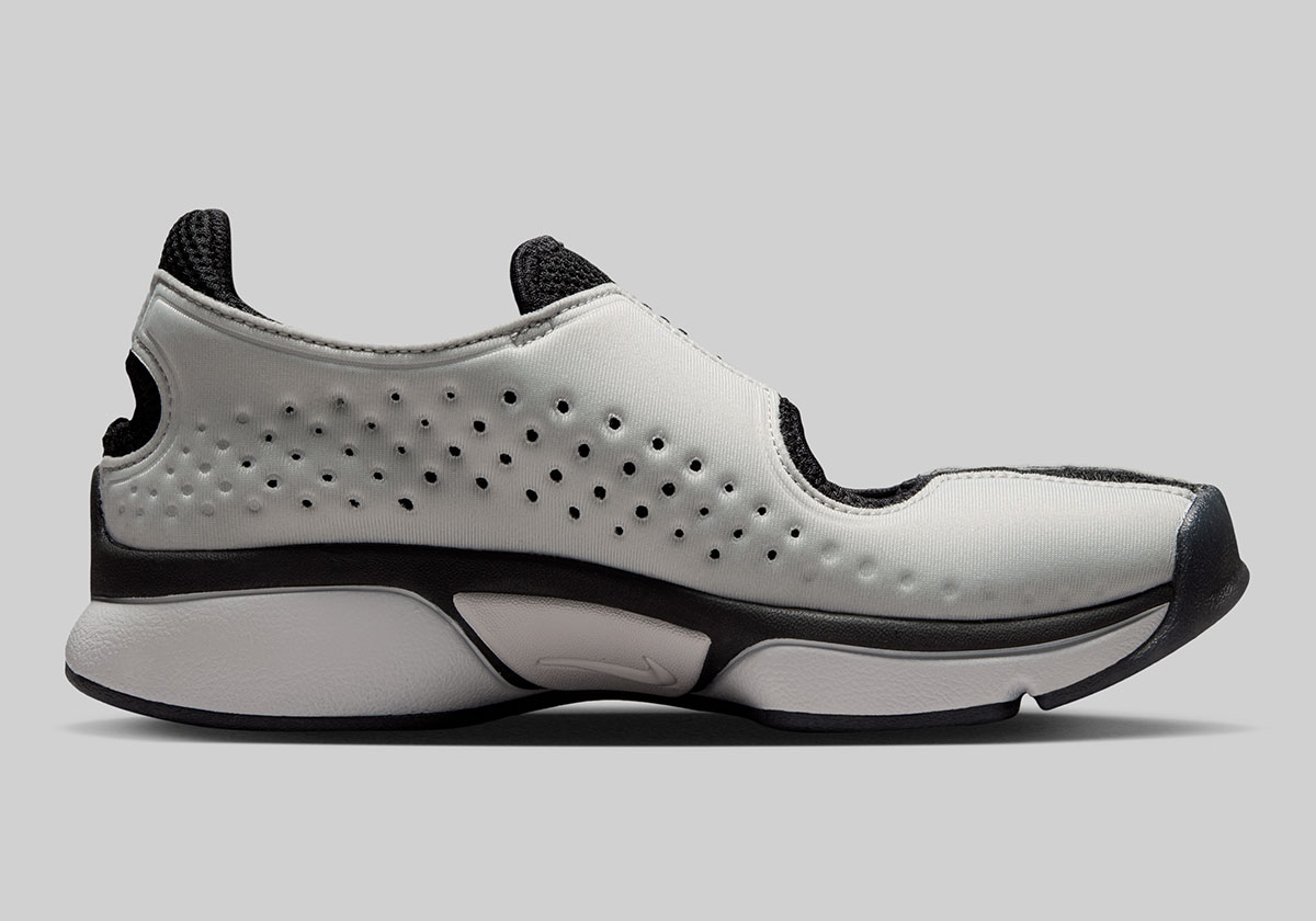 Nike Air Rift 2 Metallic Silver Vast Grey Iq8006 003 4