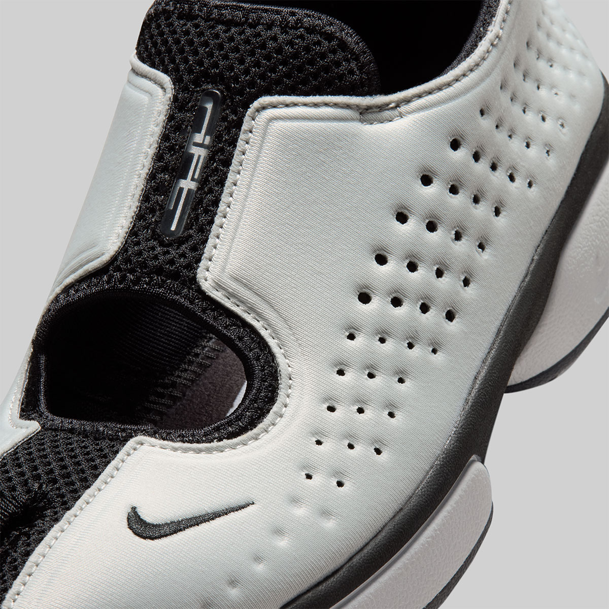 Nike Air Rift 2 Metallic Silver Vast Grey Iq8006 003 7