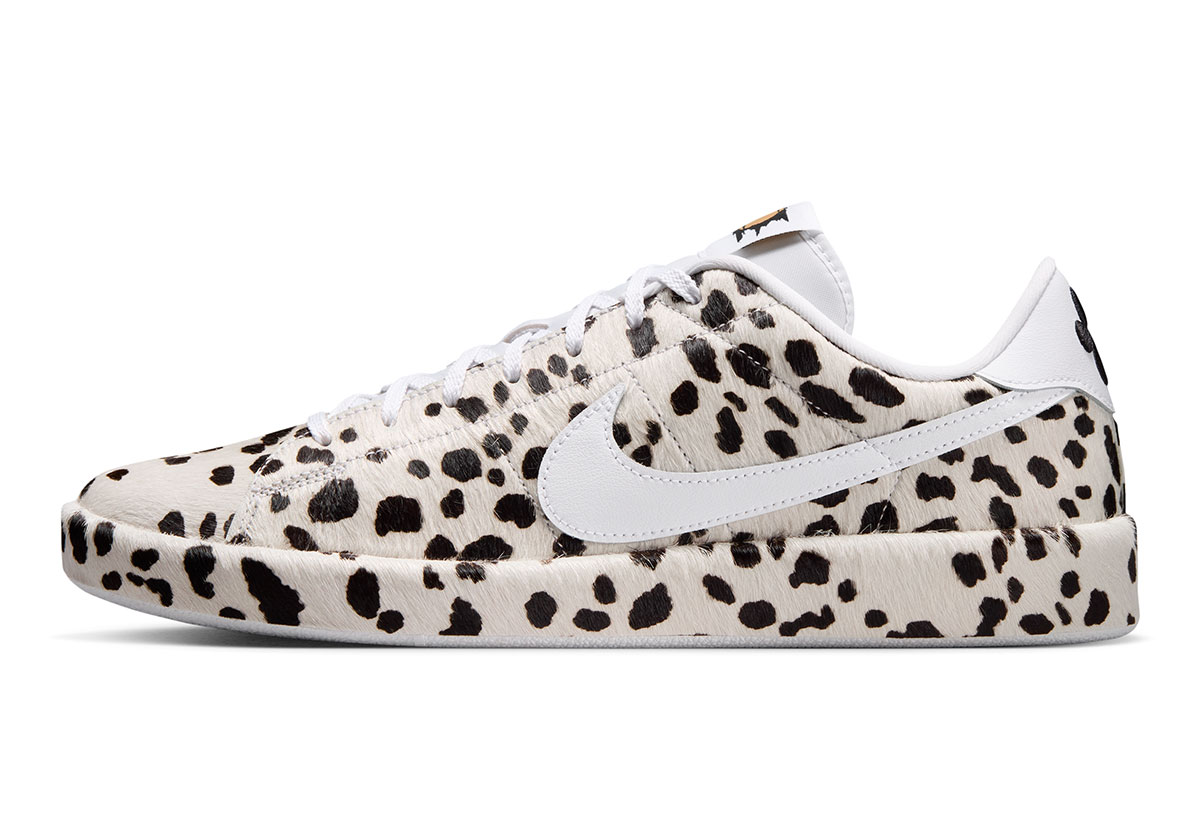 Nike Tennis Classic Chew Dog Ja8560 100 10