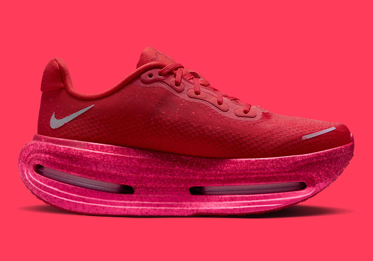 Nike Vomero Premium University Red Hyper Pink Metallic Silver Iu2827 600 3