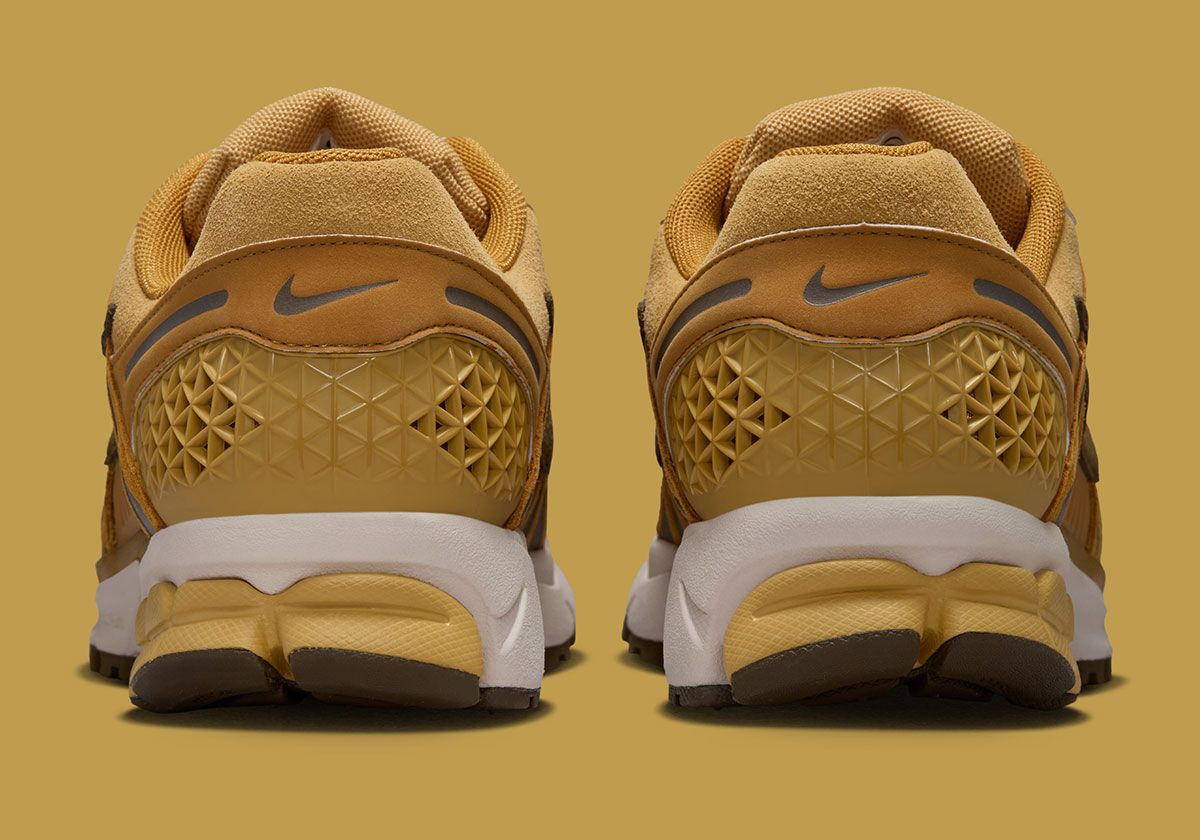 Nike Zoom Vomero 5 Se Wheat Gold Gold Suede Light Orewood Brown Light Olive Iv6857 700 7