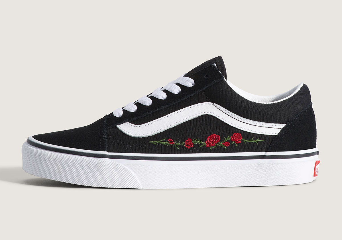 Vans Old Skool Roses Vn000e8w458 1