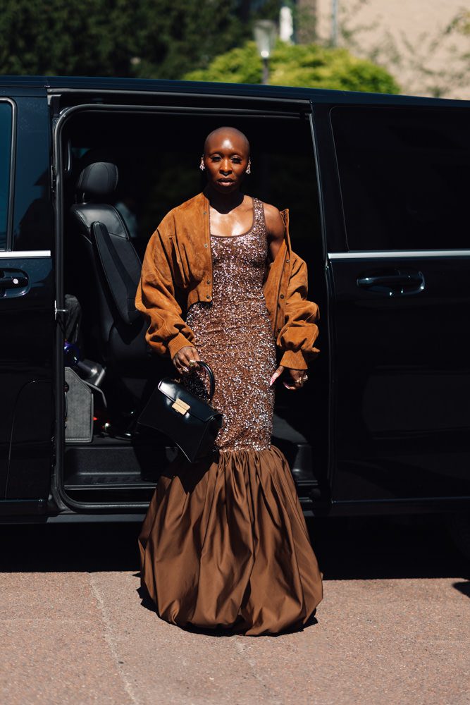 BALENCAIGA HOURGLASS AVENUE Cynthia Erivo