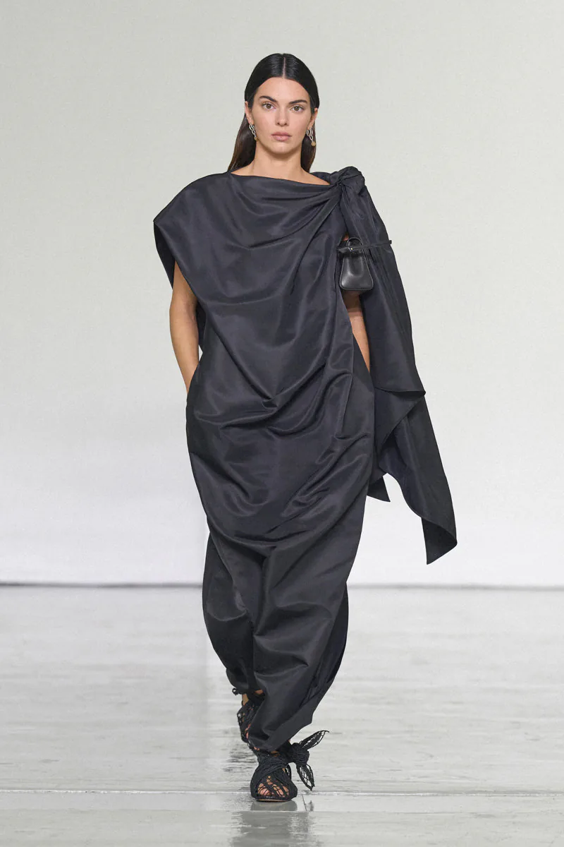 Bottega SS27 Key Looks 11