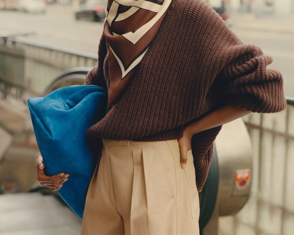 Cobalt Blue and Brown Color Combination