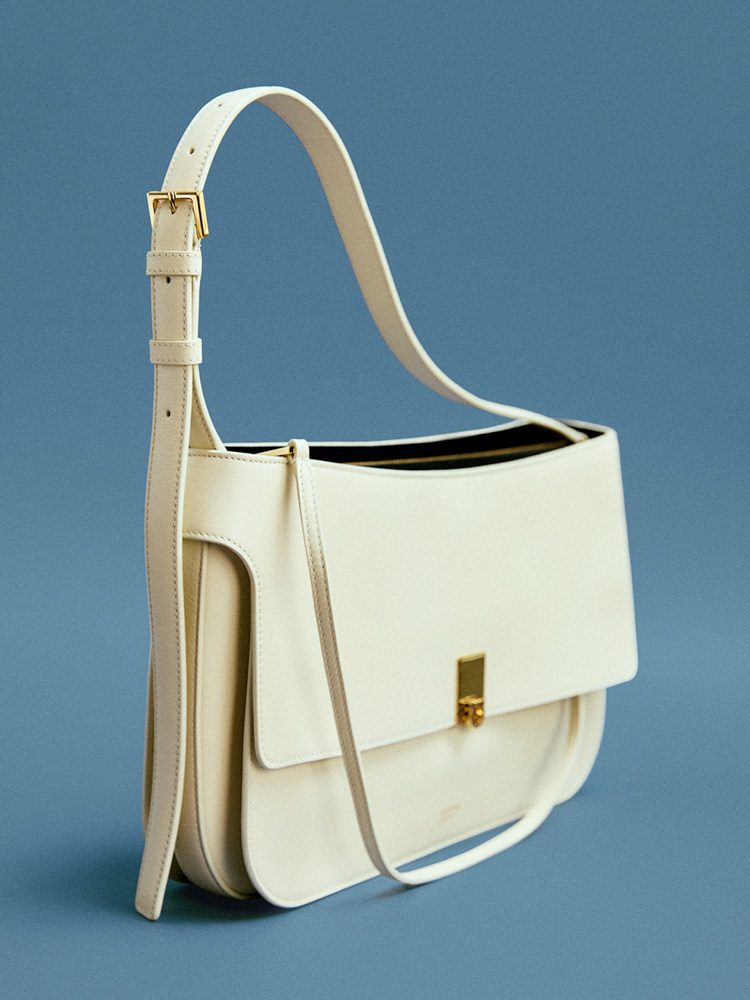 Ferragamp Cara Bag 17