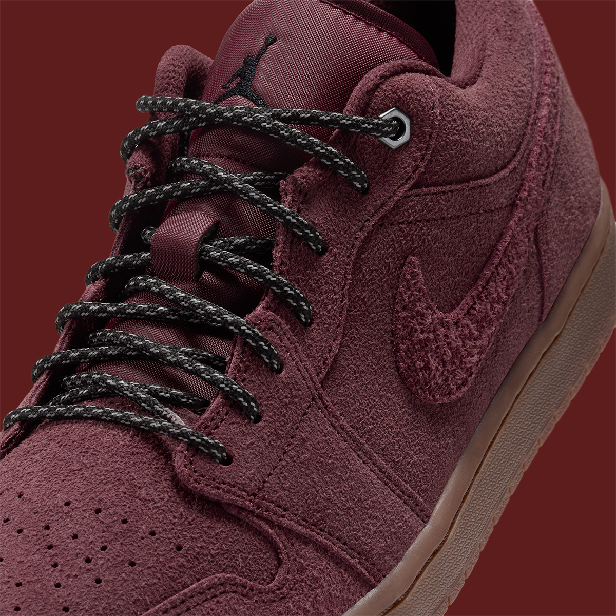 Air Jordan 1 Low Dark Team Red Gum Medium Brown Io2047 600 8