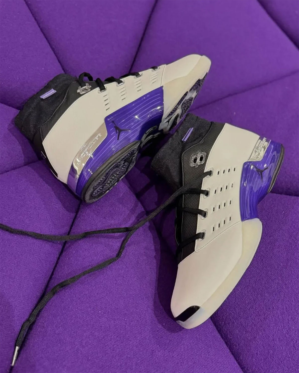 Infinite Archives Air Jordan 17 Low Sail Metallic Silver Varsity Purple Ja8018 100