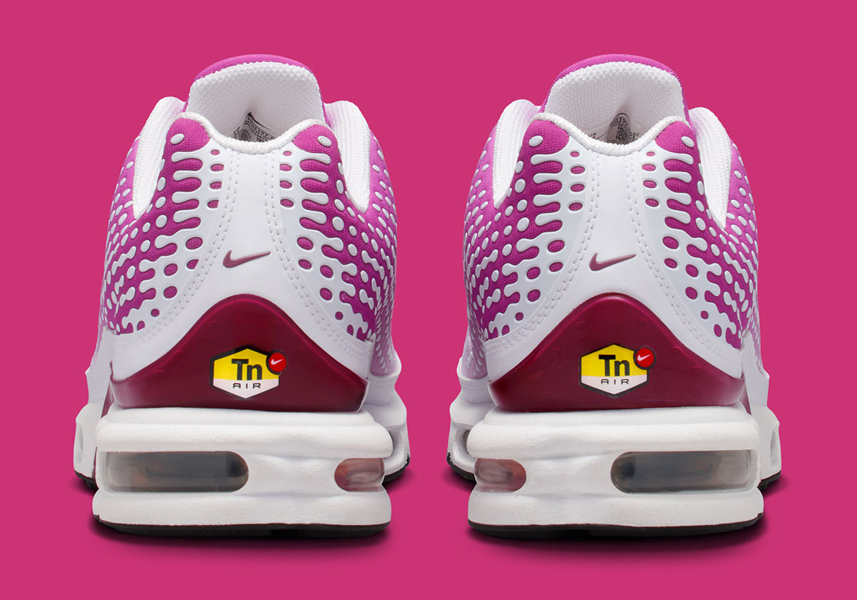 Nike Air Max Plus Vii Raspberry Red Metallic Gold Hq2197 601 7