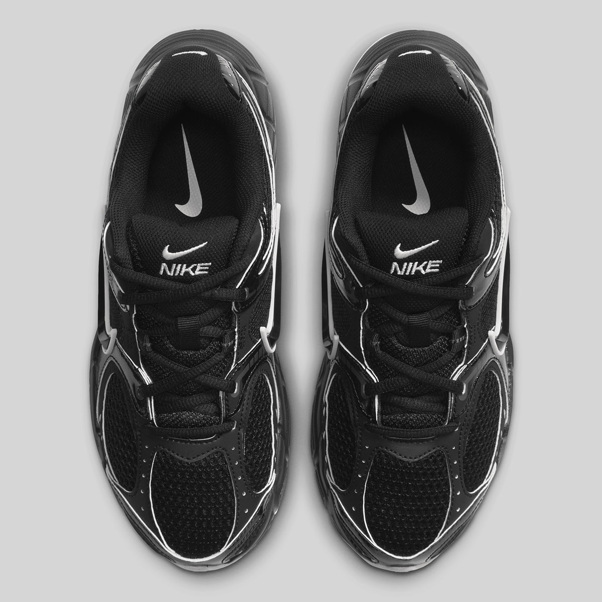Nike V5 Rnr Womens Black White Hq7901 010 5