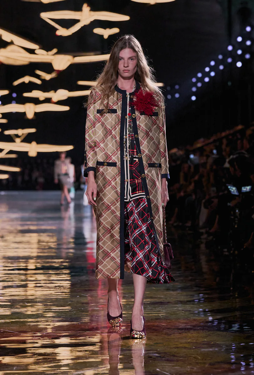CHANEL SPRING 2027 LOOKS 14