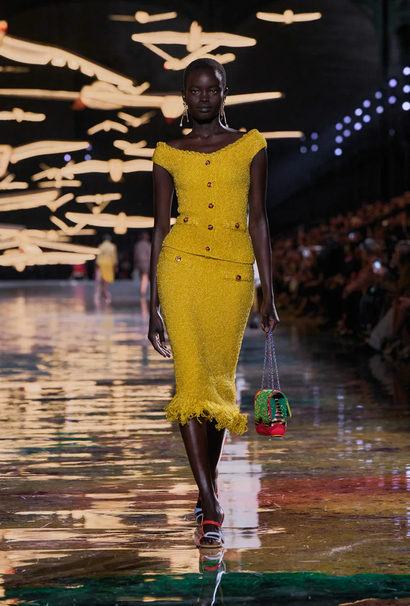 CHANEL SPRING 2027 LOOKS 22