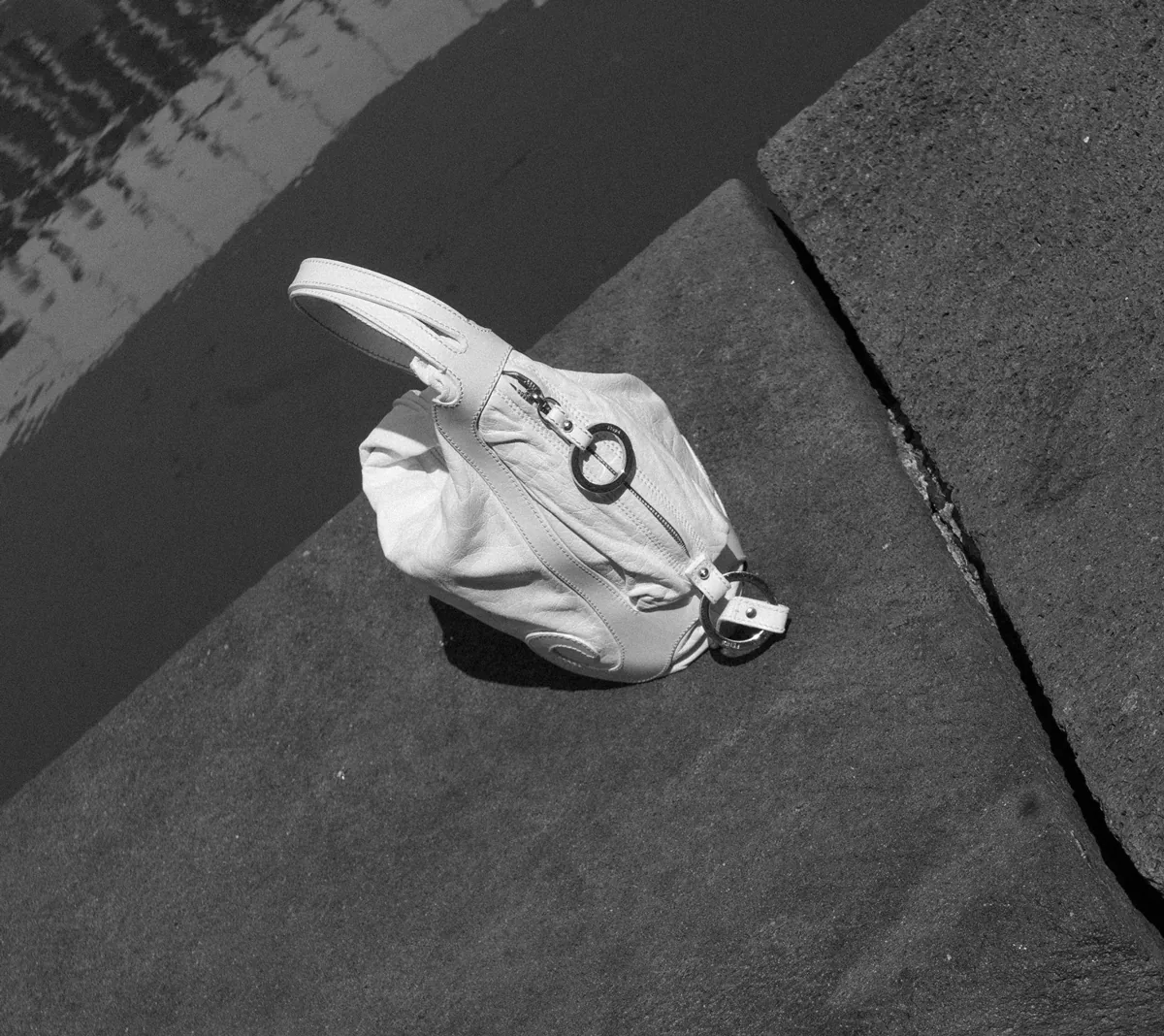 Fendi White Osyter