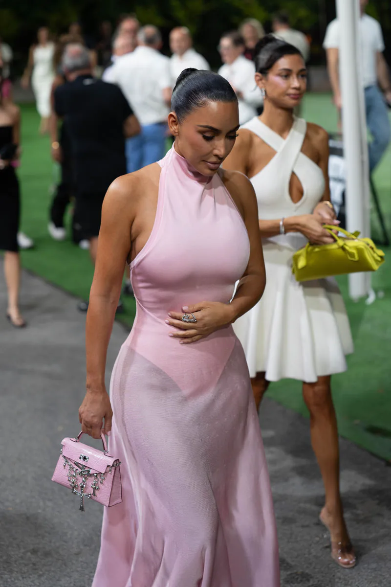 Kim Kardashian Pink Hermes Kelly