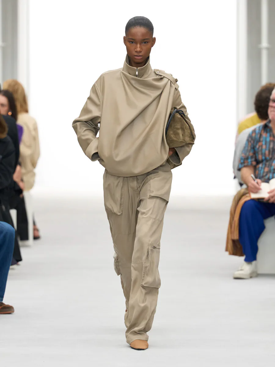 LOEWE SPRING 2027 Looks 6