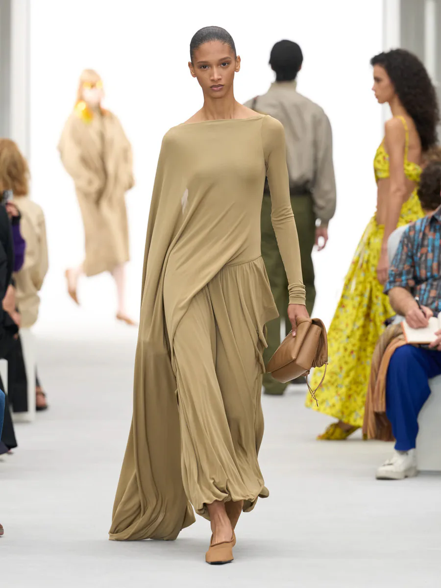 LOEWE SPRING 2027 Looks 7