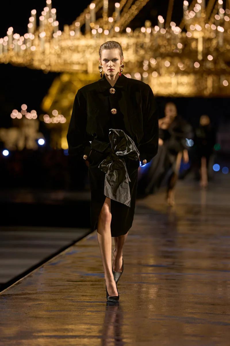 SAINT LAURENT LOOKS 18
