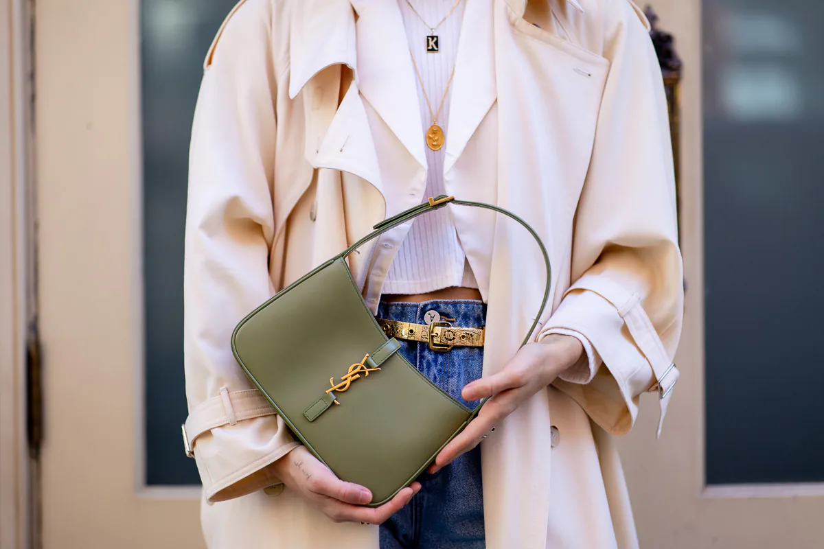 Saint Laurent Le 5 a 7 15