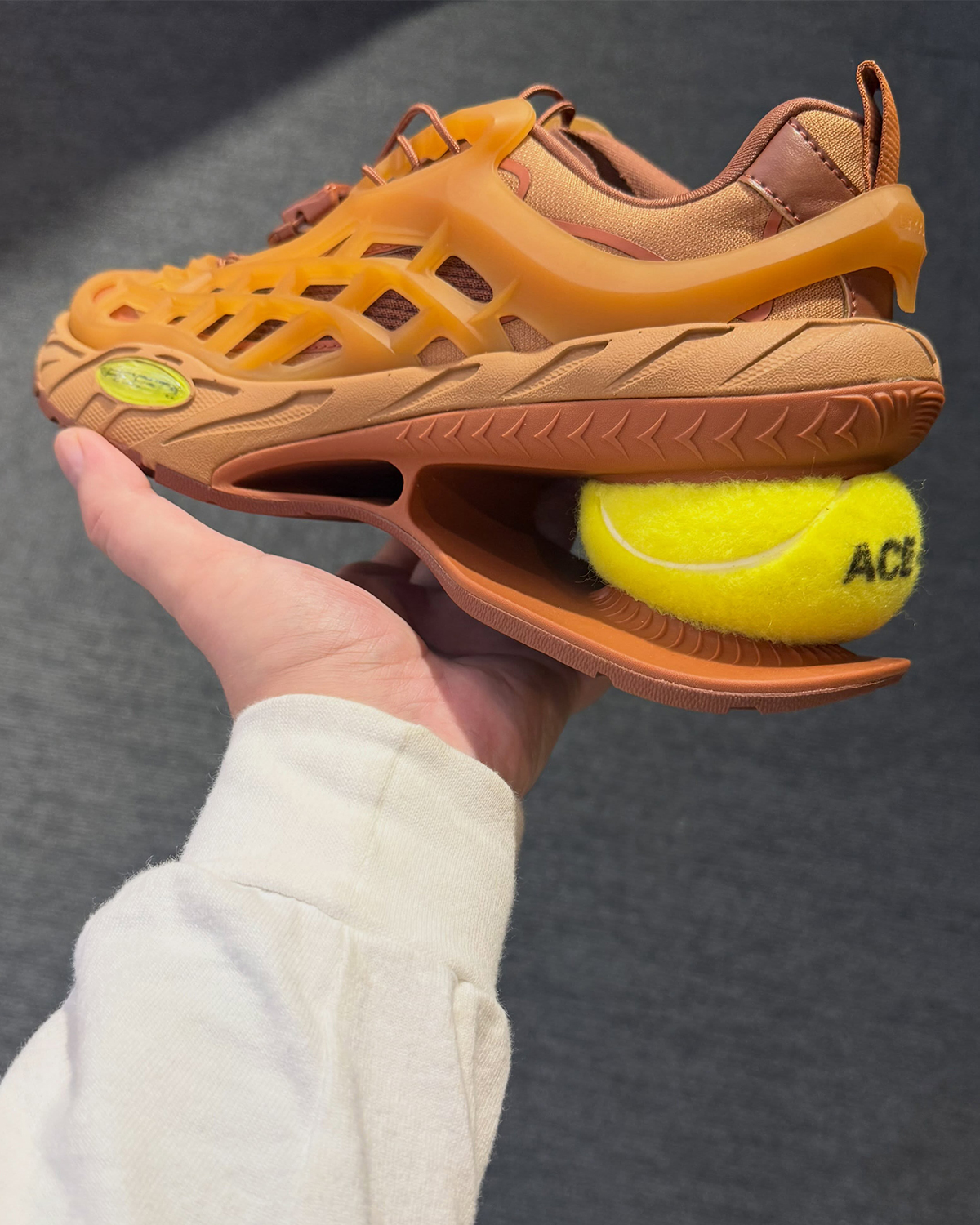 Lacoste Tennis Ball Sneaker Ace T 1