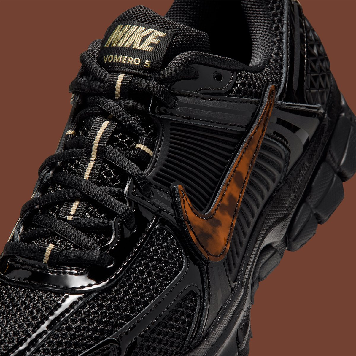 Nike Zoom Vomero 5 Black Multi Color Metallic Gold Ix4834 010 9