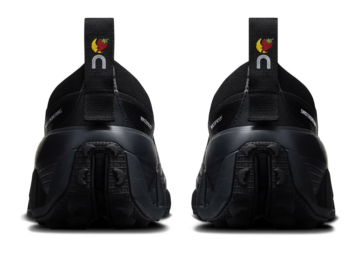Sky High Farms On Cloud Low Waterproof Black 5